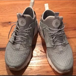 🔥Nike air huaraches🔥